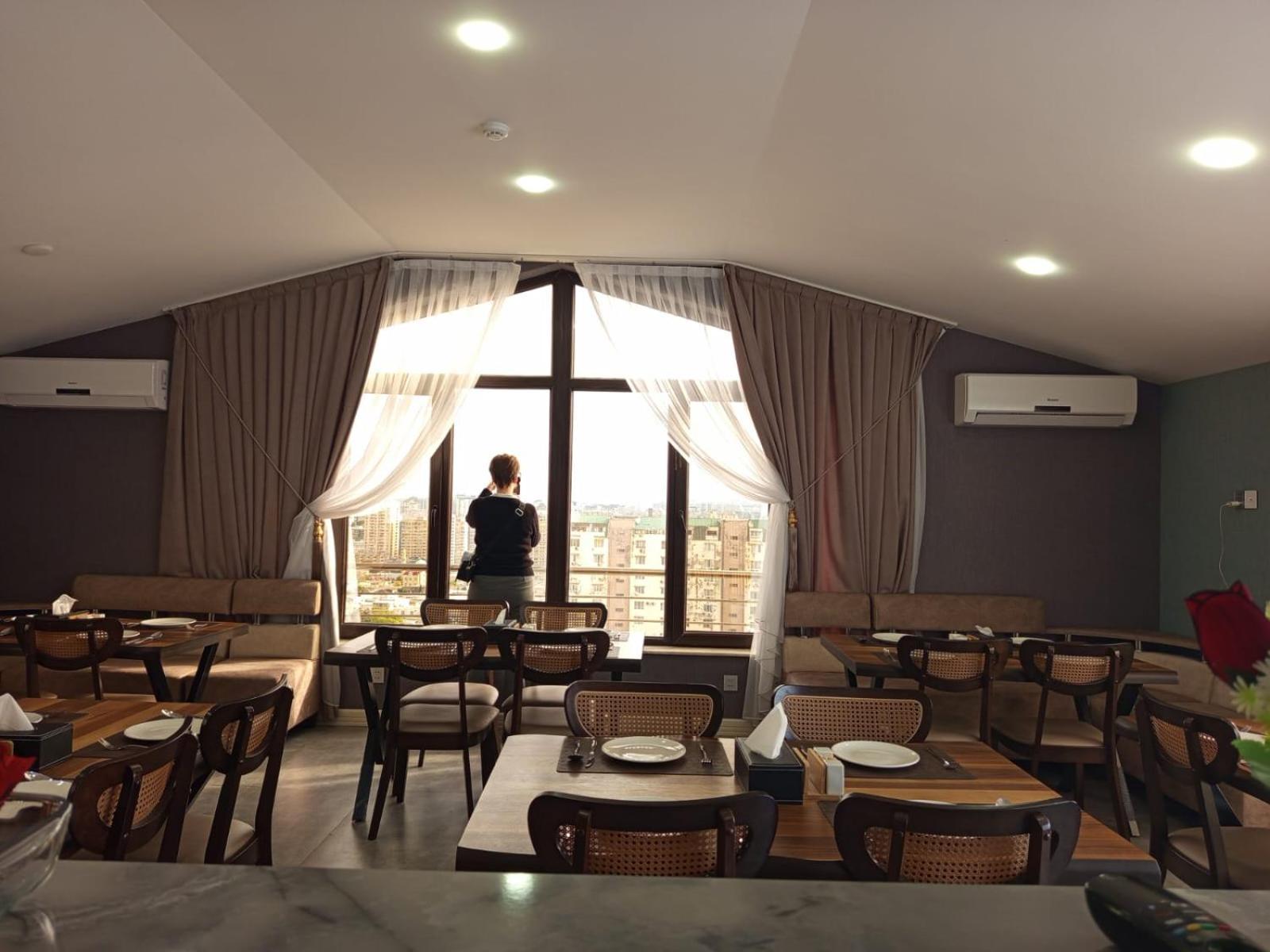 באקו Royal Meridien Hotel מראה חיצוני תמונה