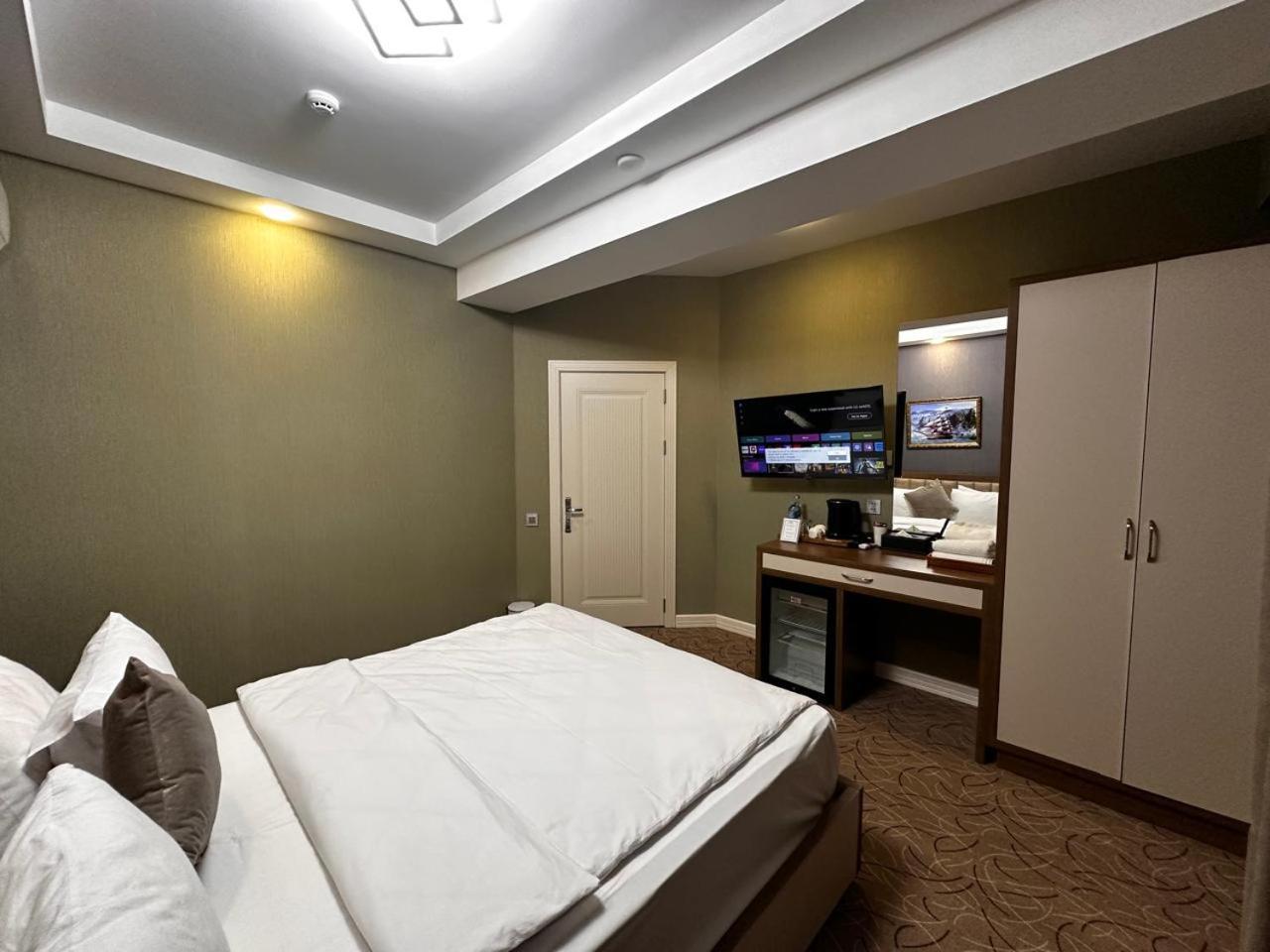 באקו Royal Meridien Hotel מראה חיצוני תמונה