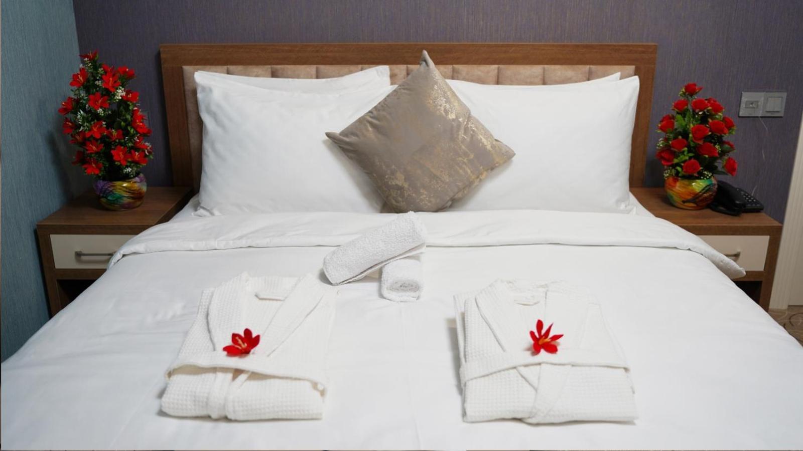 באקו Royal Meridien Hotel מראה חיצוני תמונה